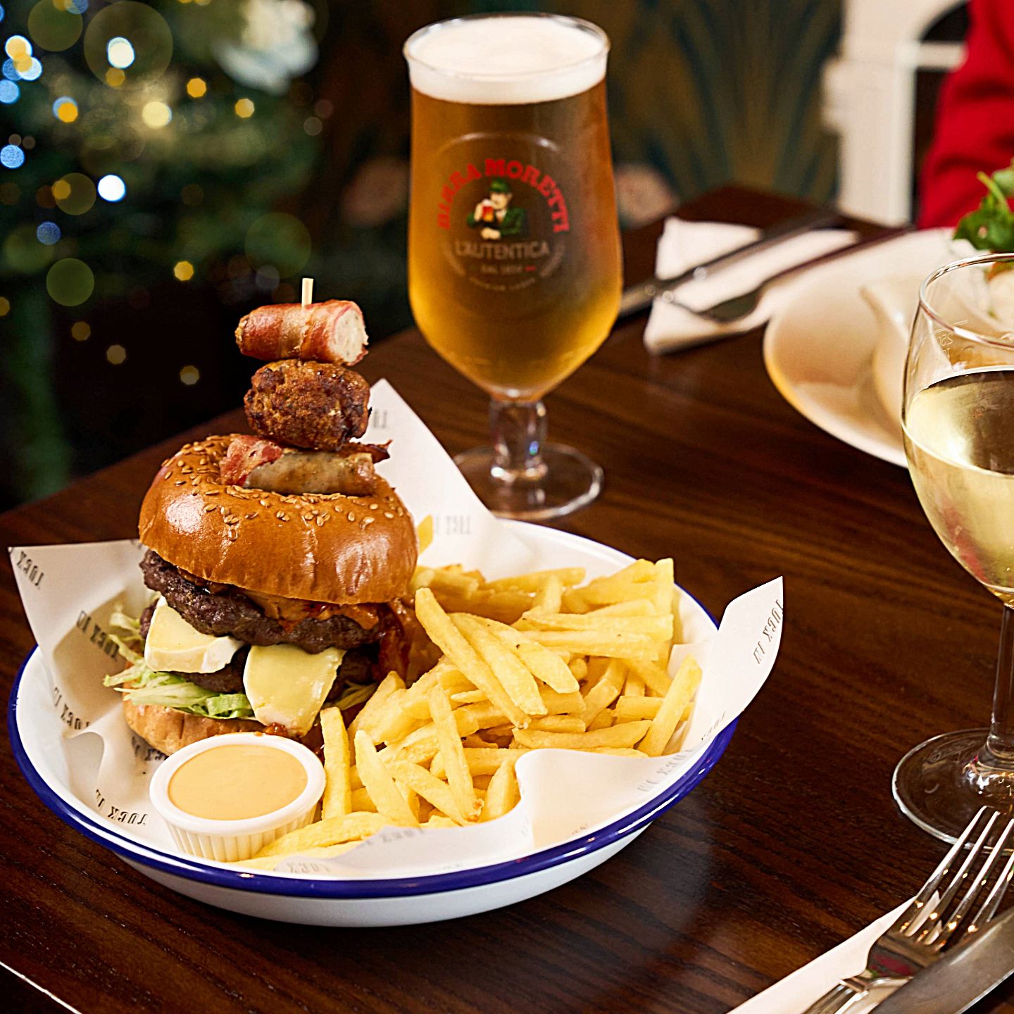 Festive Lunch & Dinner at The Ribble Pilot Preston in Ashton-on-Ribble